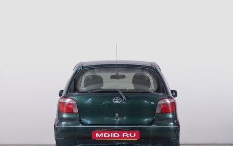 Toyota Vitz, 2000 год, 429 000 рублей, 3 фотография