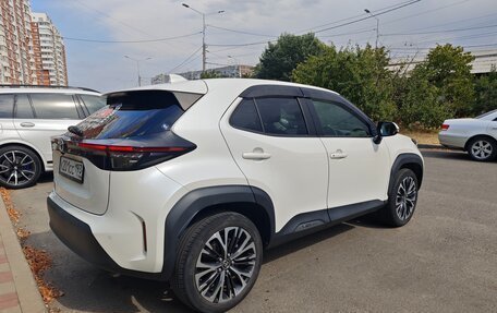 Toyota Yaris Cross, 2021 год, 2 350 000 рублей, 5 фотография