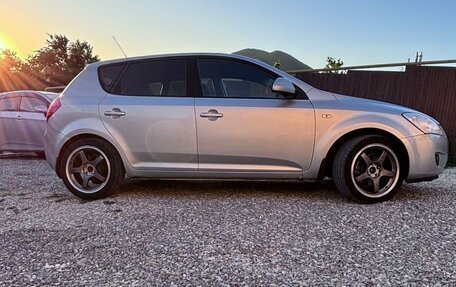 KIA cee'd I рестайлинг, 2008 год, 600 000 рублей, 5 фотография