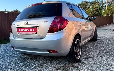 KIA cee'd I рестайлинг, 2008 год, 600 000 рублей, 6 фотография