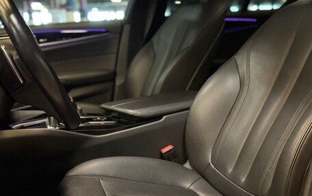 BMW 5 серия, 2018 год, 2 950 000 рублей, 10 фотография