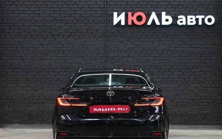 Toyota Camry, 2024 год, 3 990 000 рублей, 5 фотография