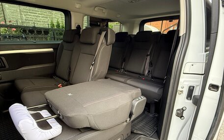 Peugeot Traveller I, 2021 год, 3 300 000 рублей, 8 фотография