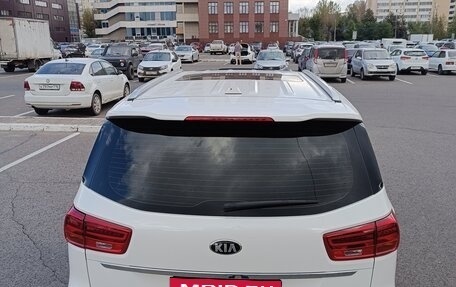KIA Carnival III, 2019 год, 3 200 000 рублей, 4 фотография