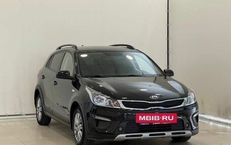 KIA Rio IV, 2018 год, 1 327 000 рублей, 2 фотография