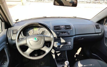 Skoda Fabia II, 2011 год, 649 000 рублей, 11 фотография