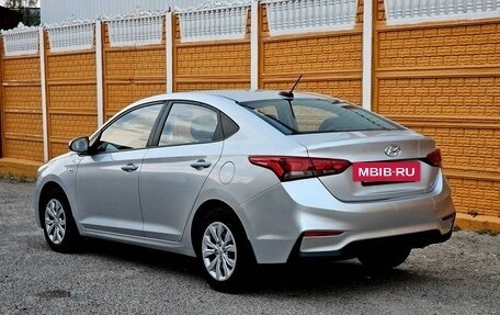 Hyundai Solaris II рестайлинг, 2018 год, 1 275 000 рублей, 12 фотография