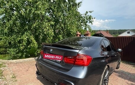 BMW 3 серия, 2012 год, 2 200 000 рублей, 17 фотография