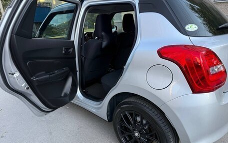 Suzuki Swift V, 2020 год, 1 600 000 рублей, 8 фотография