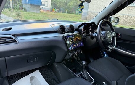 Suzuki Swift V, 2020 год, 1 600 000 рублей, 16 фотография