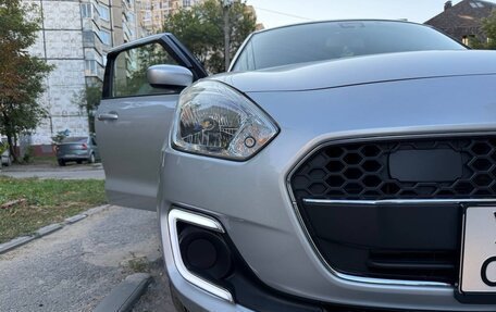 Suzuki Swift V, 2020 год, 1 600 000 рублей, 29 фотография