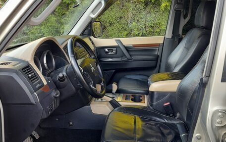 Mitsubishi Pajero IV, 2008 год, 1 100 000 рублей, 5 фотография