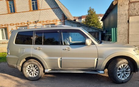 Mitsubishi Pajero IV, 2008 год, 1 100 000 рублей, 13 фотография