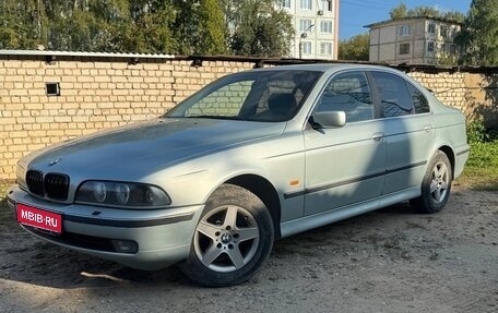 BMW 5 серия, 1996 год, 295 000 рублей, 1 фотография