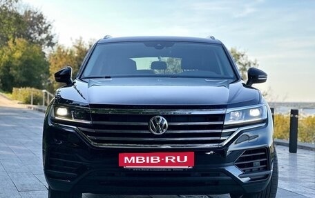 Volkswagen Touareg III, 2018 год, 4 899 999 рублей, 3 фотография