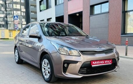 KIA Rio IV, 2018 год, 997 000 рублей, 1 фотография