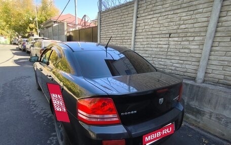 Dodge Avenger II рестайлинг, 2008 год, 600 000 рублей, 4 фотография