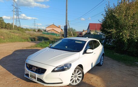 Volvo V40 II рестайлинг, 2015 год, 1 250 000 рублей, 9 фотография