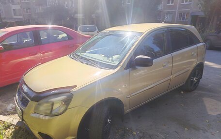 KIA Rio II, 2010 год, 600 000 рублей, 2 фотография