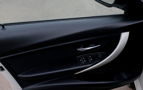BMW 3 серия, 2017 год, 2 085 500 рублей, 15 фотография