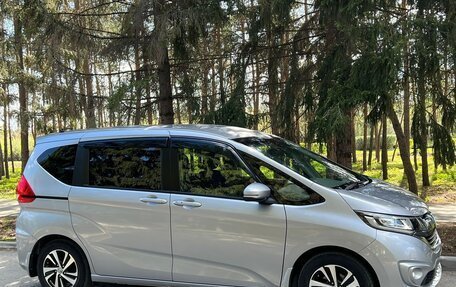 Honda Freed II, 2017 год, 1 612 000 рублей, 1 фотография