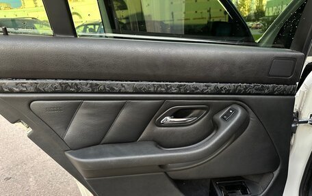 BMW 5 серия, 2000 год, 850 000 рублей, 17 фотография
