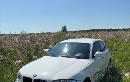 BMW 1 серия, 2011 год, 700 000 рублей, 3 фотография