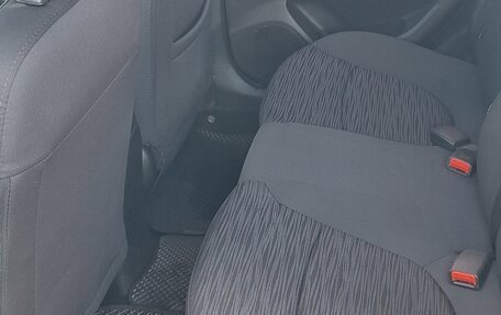 Hyundai Solaris II рестайлинг, 2015 год, 1 100 000 рублей, 17 фотография