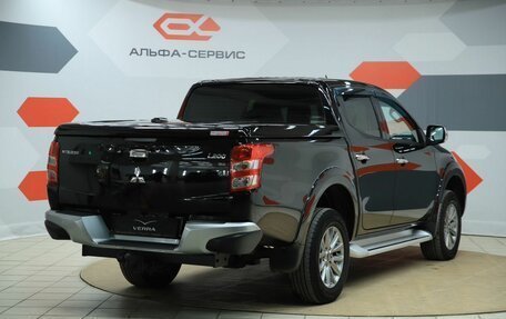 Mitsubishi L200 IV рестайлинг, 2018 год, 2 450 000 рублей, 5 фотография
