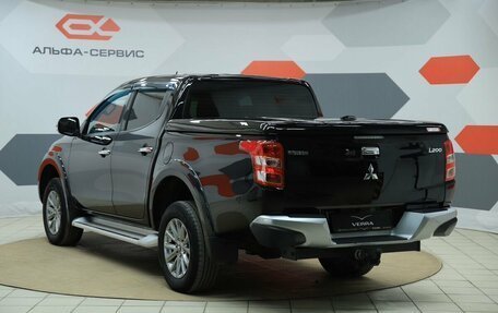 Mitsubishi L200 IV рестайлинг, 2018 год, 2 450 000 рублей, 7 фотография