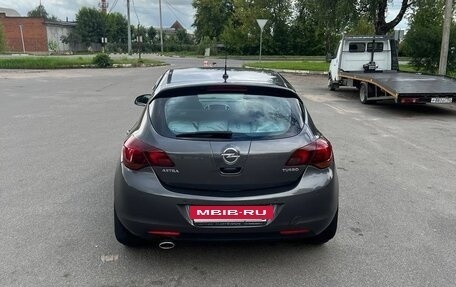 Opel Astra J, 2011 год, 670 000 рублей, 4 фотография