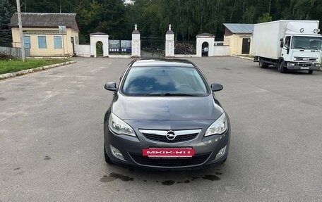 Opel Astra J, 2011 год, 670 000 рублей, 8 фотография