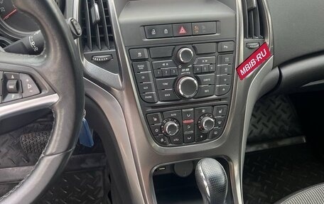 Opel Astra J, 2011 год, 670 000 рублей, 12 фотография