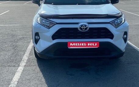 Toyota RAV4, 2021 год, 4 250 000 рублей, 2 фотография