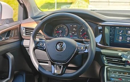 Volkswagen Tharu, 2022 год, 1 915 000 рублей, 7 фотография