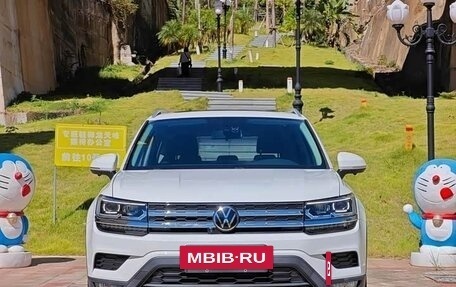 Volkswagen Tharu, 2022 год, 1 915 000 рублей, 2 фотография