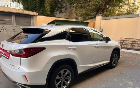 Lexus RX IV рестайлинг, 2018 год, 3 800 000 рублей, 4 фотография