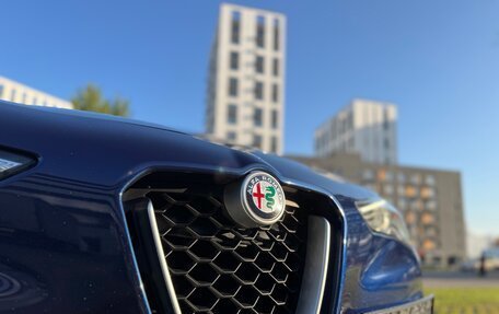 Alfa Romeo Stelvio, 2017 год, 2 200 000 рублей, 11 фотография