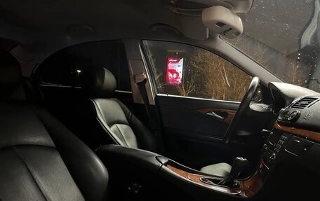 Mercedes-Benz E-Класс, 2007 год, 750 000 рублей, 8 фотография