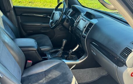 Toyota Land Cruiser Prado 120 рестайлинг, 2007 год, 1 800 000 рублей, 8 фотография