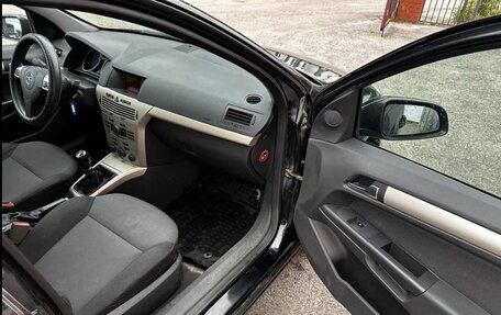 Opel Astra H, 2008 год, 600 000 рублей, 14 фотография