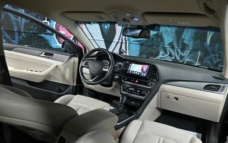 Hyundai Sonata VII, 2019 год, 1 495 000 рублей, 13 фотография