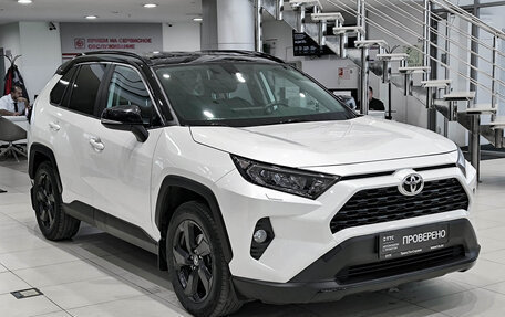 Toyota RAV4, 2020 год, 2 799 000 рублей, 3 фотография