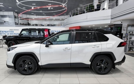 Toyota RAV4, 2020 год, 2 799 000 рублей, 8 фотография