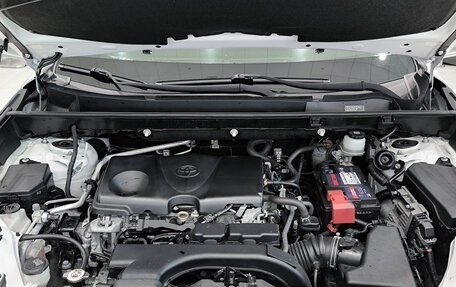 Toyota RAV4, 2020 год, 2 799 000 рублей, 9 фотография