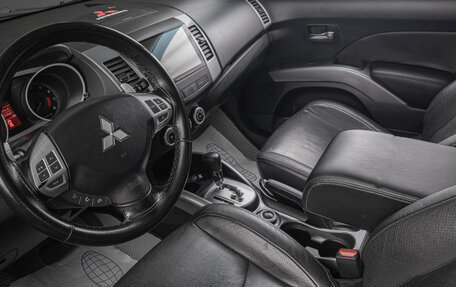 Mitsubishi Outlander III рестайлинг 3, 2008 год, 1 219 000 рублей, 9 фотография
