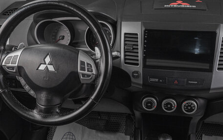 Mitsubishi Outlander III рестайлинг 3, 2008 год, 1 219 000 рублей, 18 фотография