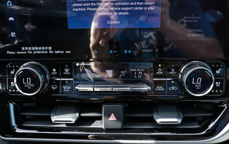 Toyota Highlander, 2024 год, 6 890 000 рублей, 17 фотография