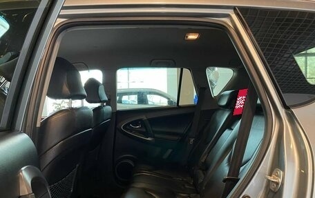 Toyota RAV4, 2007 год, 999 000 рублей, 24 фотография