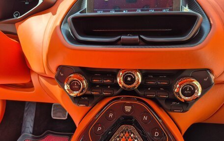 Aston Martin DBS III, 2020 год, 15 570 000 рублей, 16 фотография